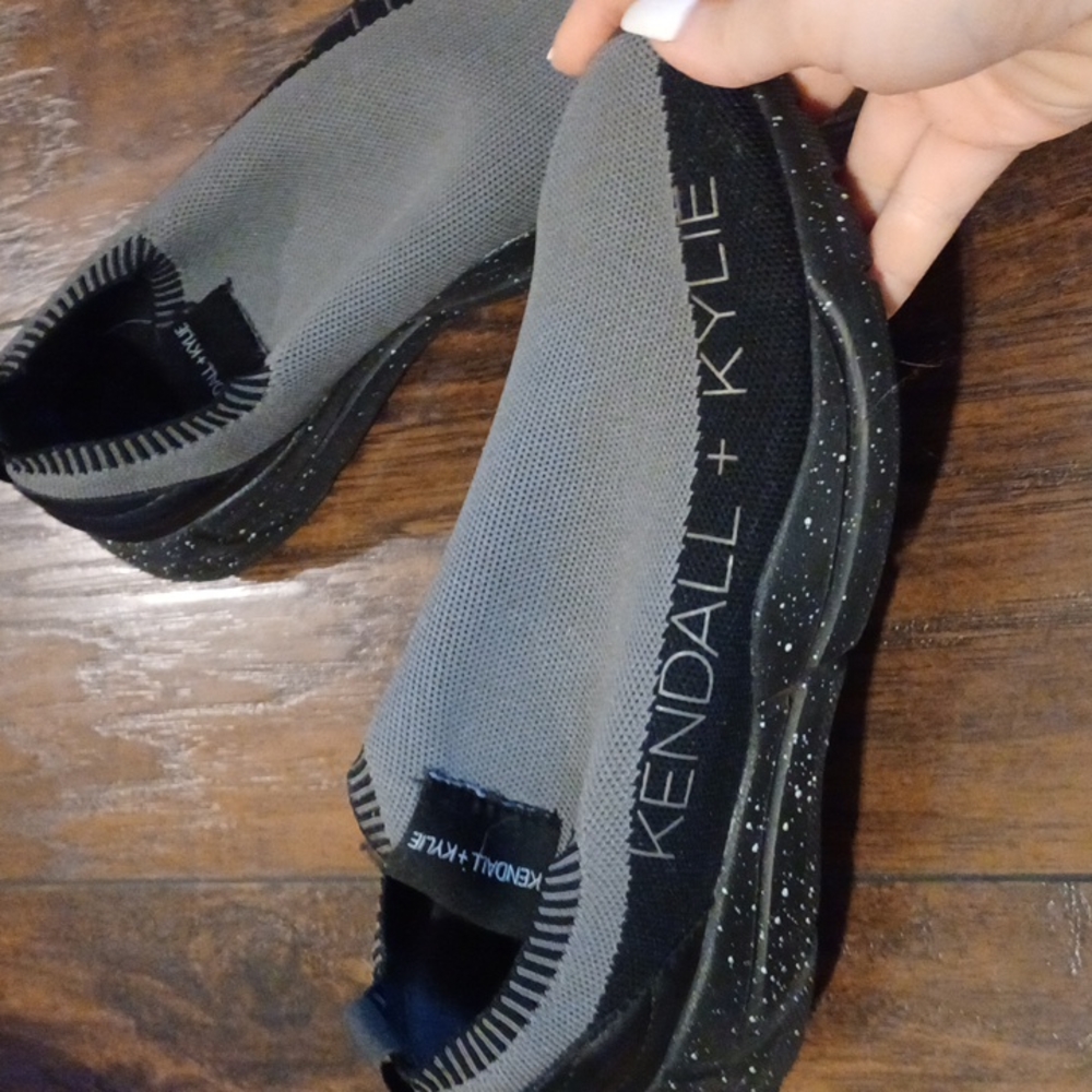 Shoes - Picture 2 of 2